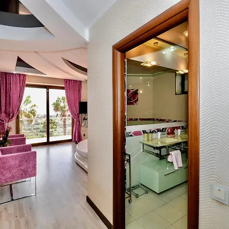 V&v Lloret- Luxury Vila
