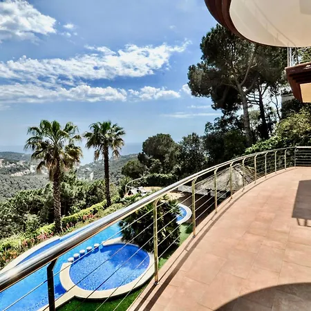 فيلة V&v Lloret- Luxury *