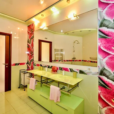 V&v Lloret- Luxury * يوريت دي مار